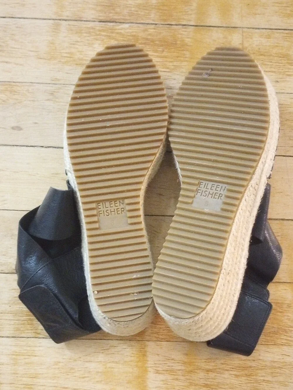 Eileen Fisher Willow Tumbled Black Leather Espadrille Wedge Sandals Size 8